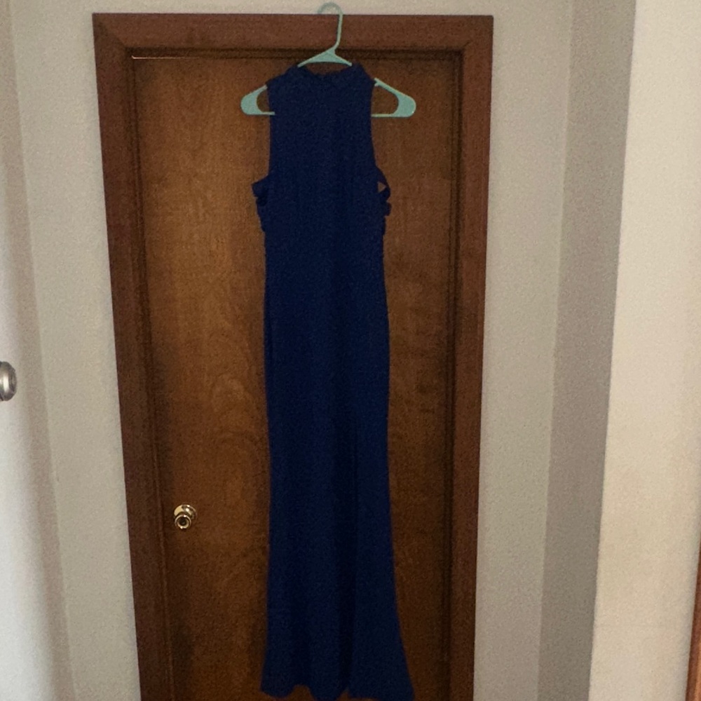 Elegant Blue Sleeveless Dress